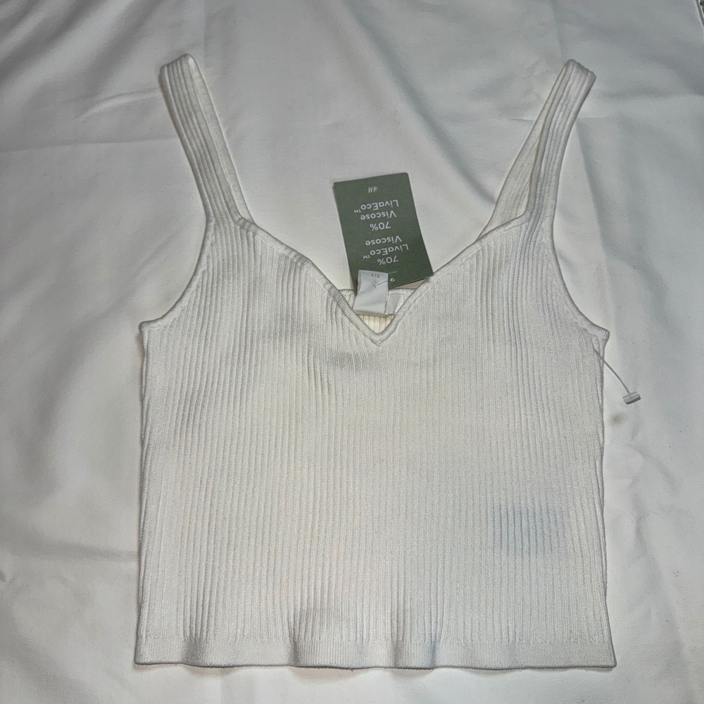 H&M Womens White Ribbed Knit V-Neck Cami Tank Top Slim Fit Size S 09887423